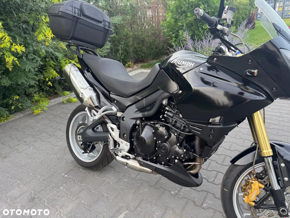 Triumph Tiger - 12