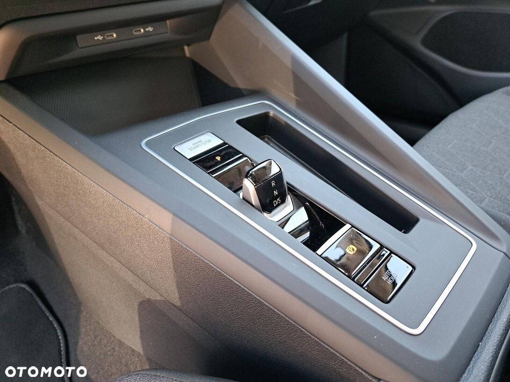 Volkswagen Golf - 15