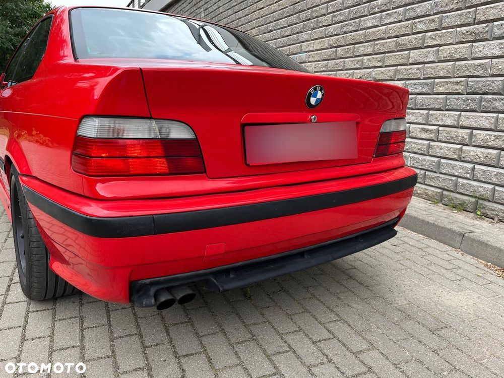 BMW Seria 3 325i - 7