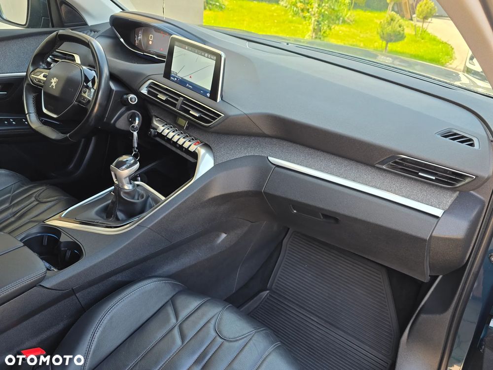 Peugeot 5008 BlueHDI 130 Allure Business-Paket - 22