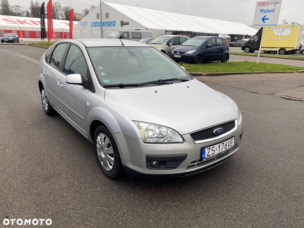 Ford Focus 1.6 Ti-VCT Titanium - 4