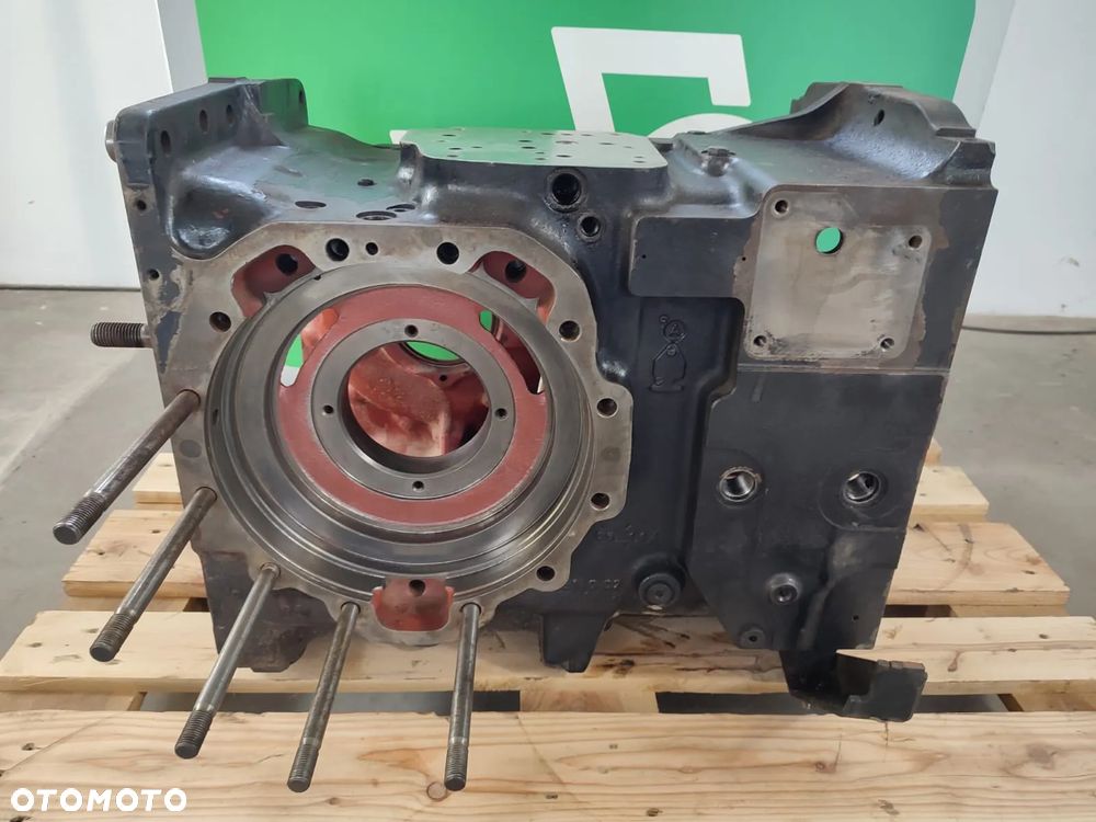 Obudowa skrzyni  biegów 199549402 Case MX 100 - 6