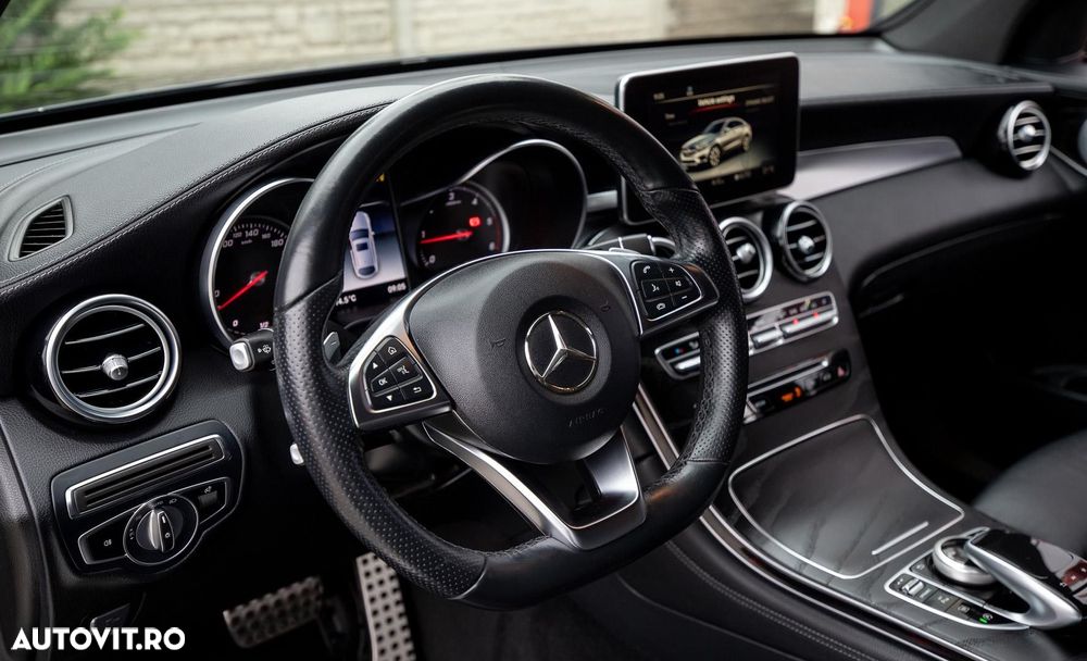 Mercedes-Benz GLC Coupe 220 d 4Matic 9G-TRONIC AMG Line - 13