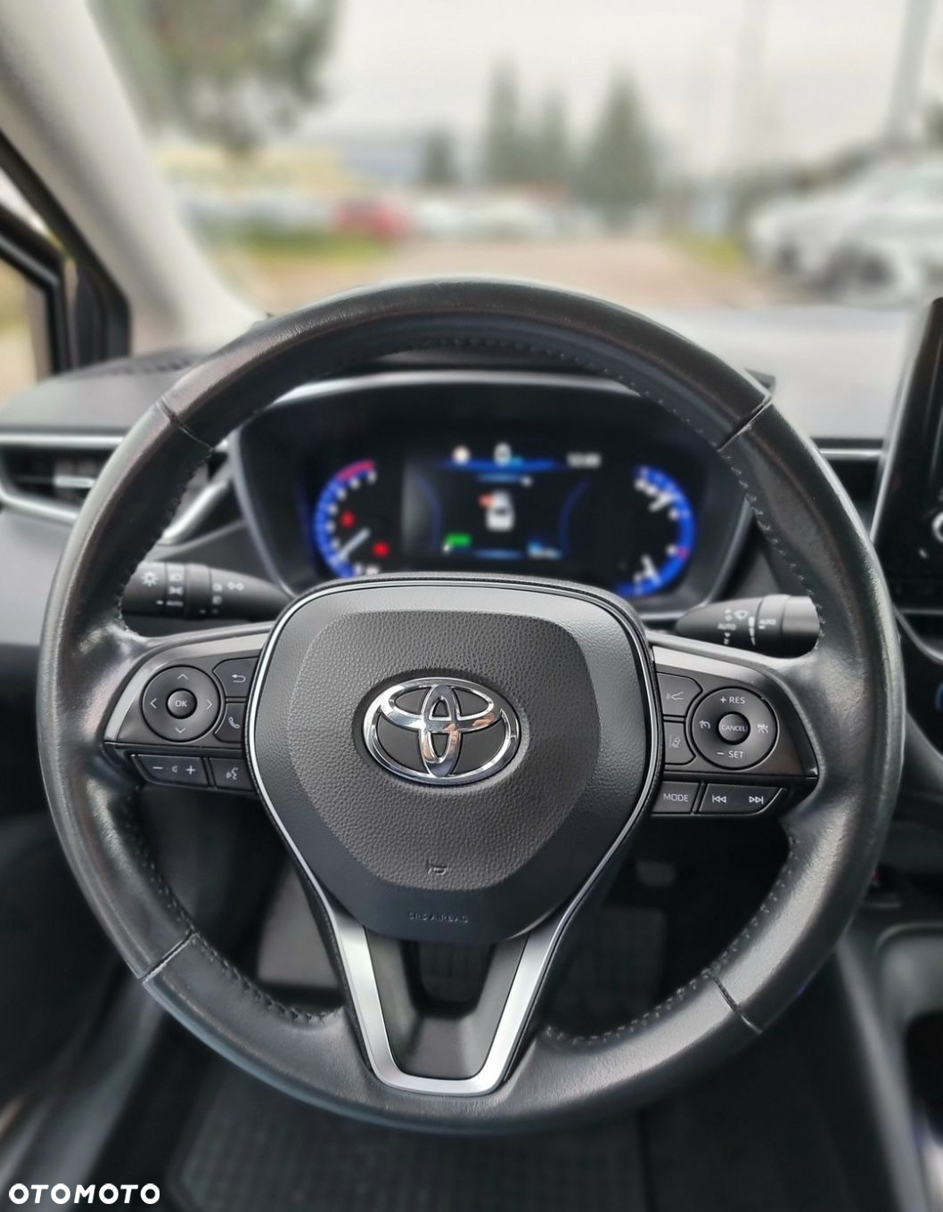 Toyota Corolla - 13