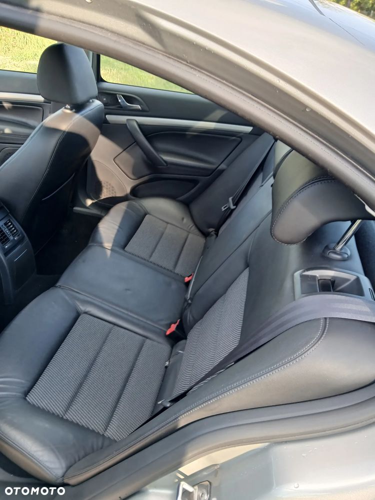 Skoda Octavia 1.4 TSI FAMILY Green tec - 12