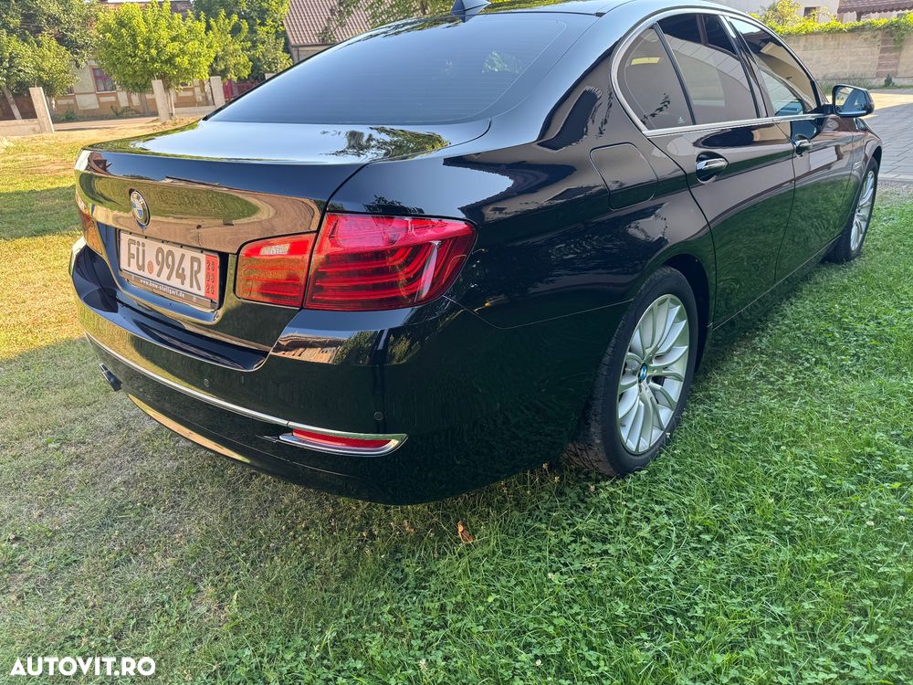 BMW Seria 5 525d Aut. Luxury Line - 3