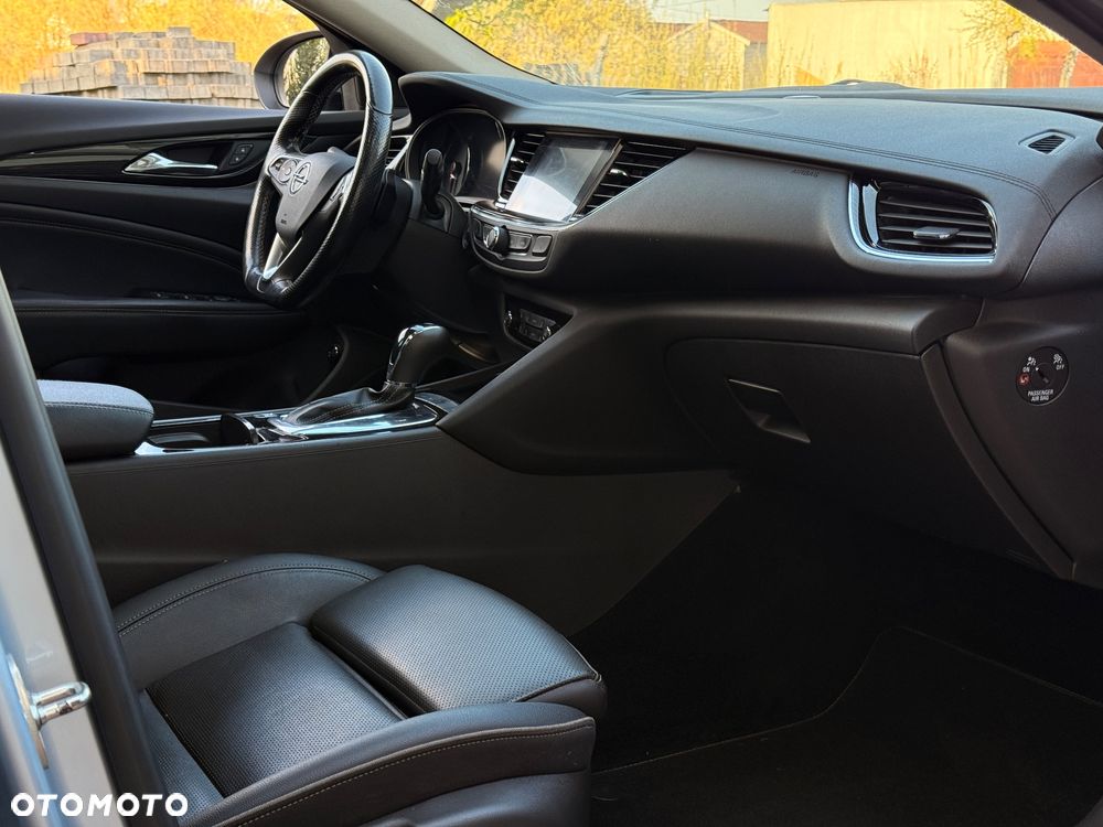 Opel Insignia 2.0 T 4x4 Exclusive S&S - 5