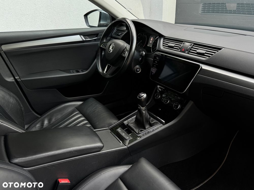 Skoda Superb 1.4 TSI ACT Style - 18