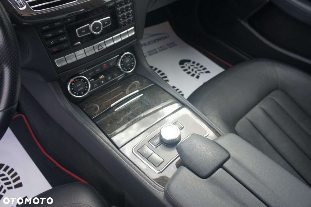 Mercedes-Benz CLS - 14