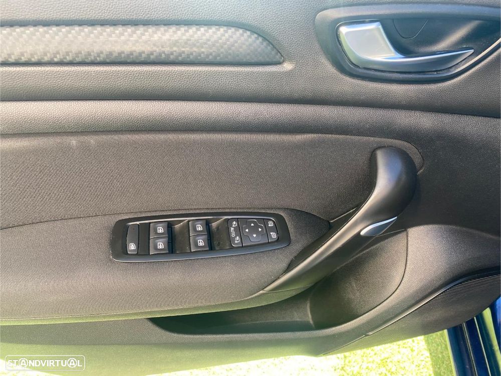 Renault Mégane Sport Tourer - 11