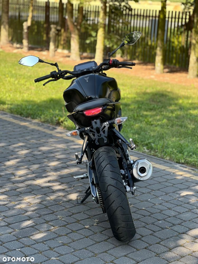 Yamaha MT - 7
