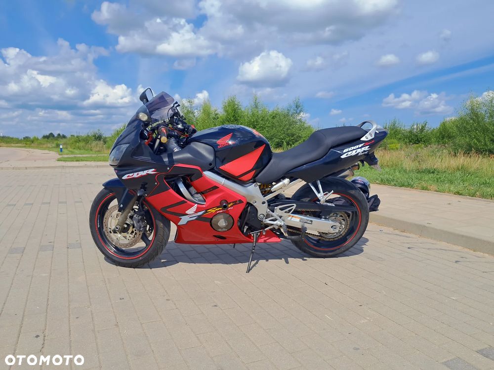 Honda CBR - 5