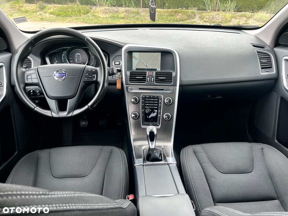 Volvo XC 60 D3 Kinetic - 18