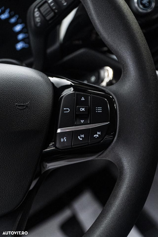 Ford Fiesta 1.1 Trend Connected - 22