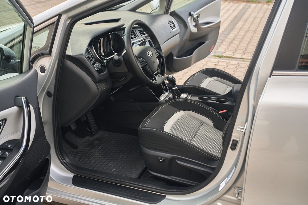Kia Ceed 1.6 CRDi 128 Spirit - 17