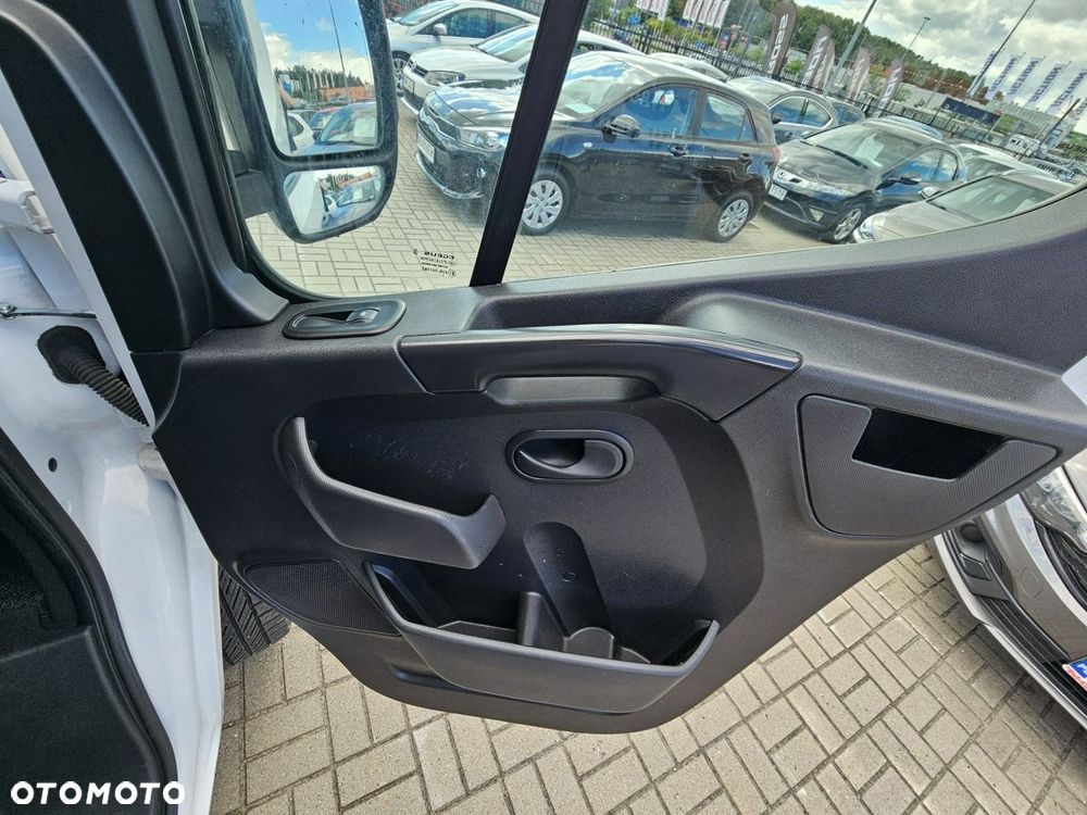 Opel Movano - 35