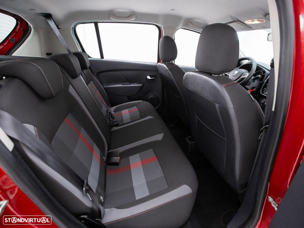 Dacia Sandero - 10