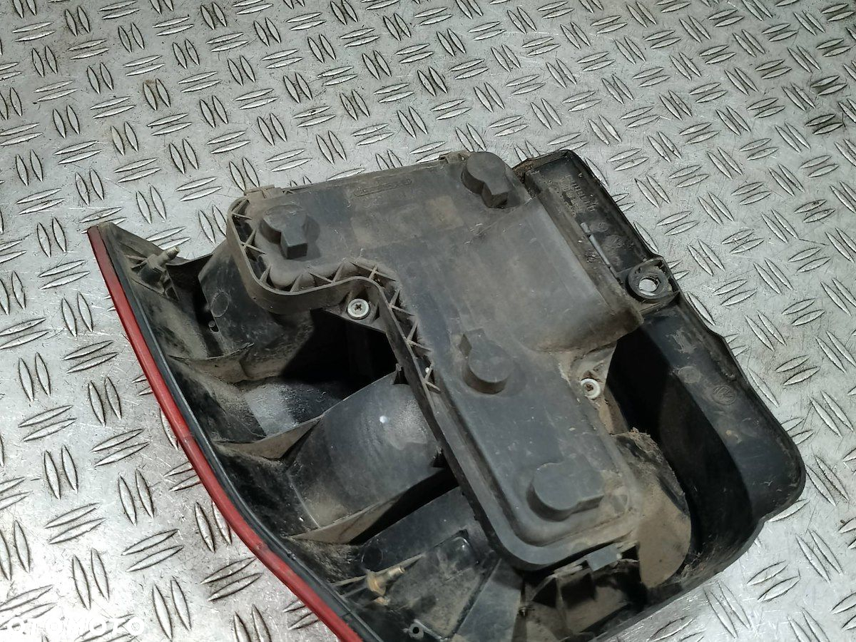 LAMPA TYLNA LEWA VW LUPO 6X09451110 HATCHBACK - 2