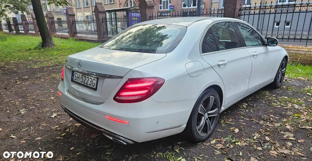 Mercedes-Benz Klasa E 220 d 9G-TRONIC - 8