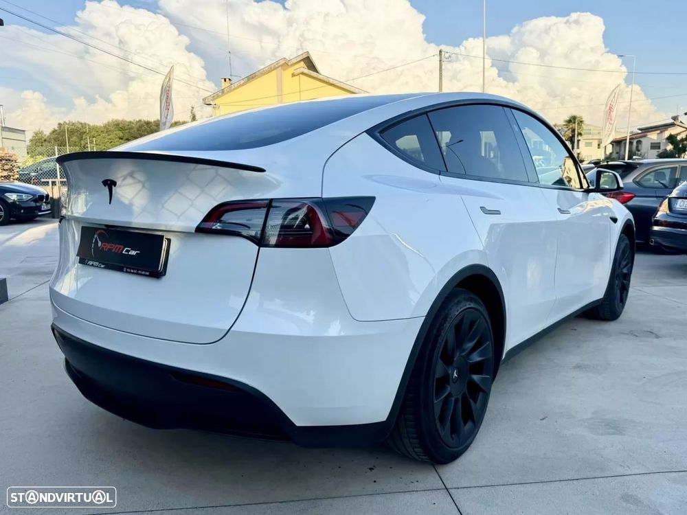 Tesla Model Y RWD - 9