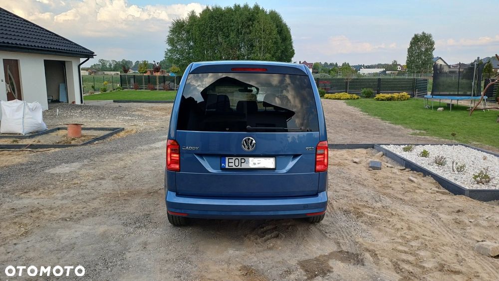 Volkswagen Caddy 2.0 TDI Comfortline - 12