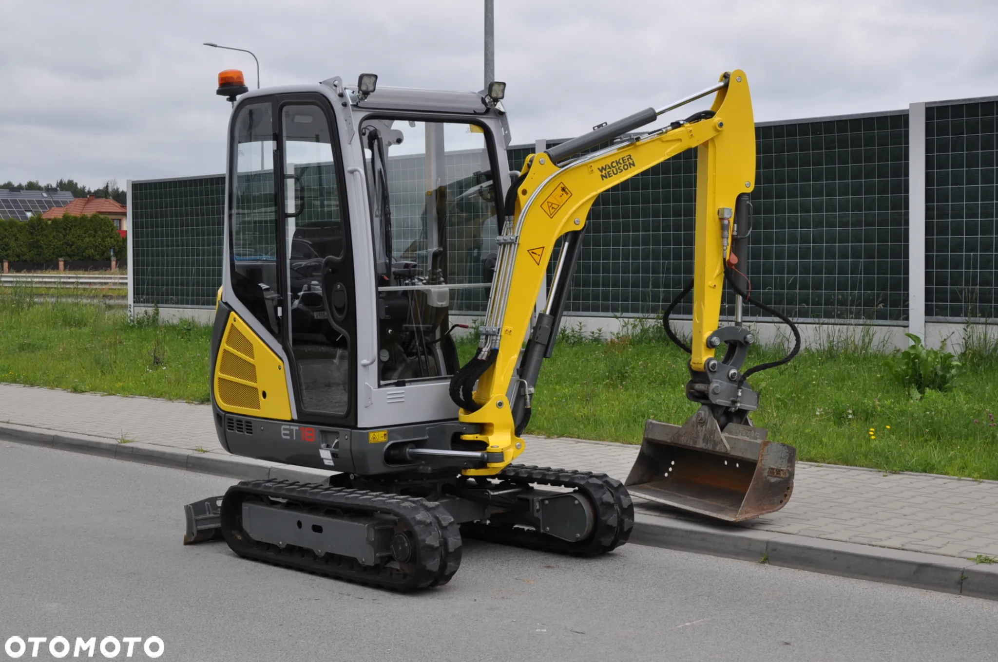 Wacker Neuson ET18 MAŁO MTG JAK NOWA!!! ŁYŻKA SKARPOWA HYDRAULICZNA WYJŚCIA HYDRAULICZNE - 34