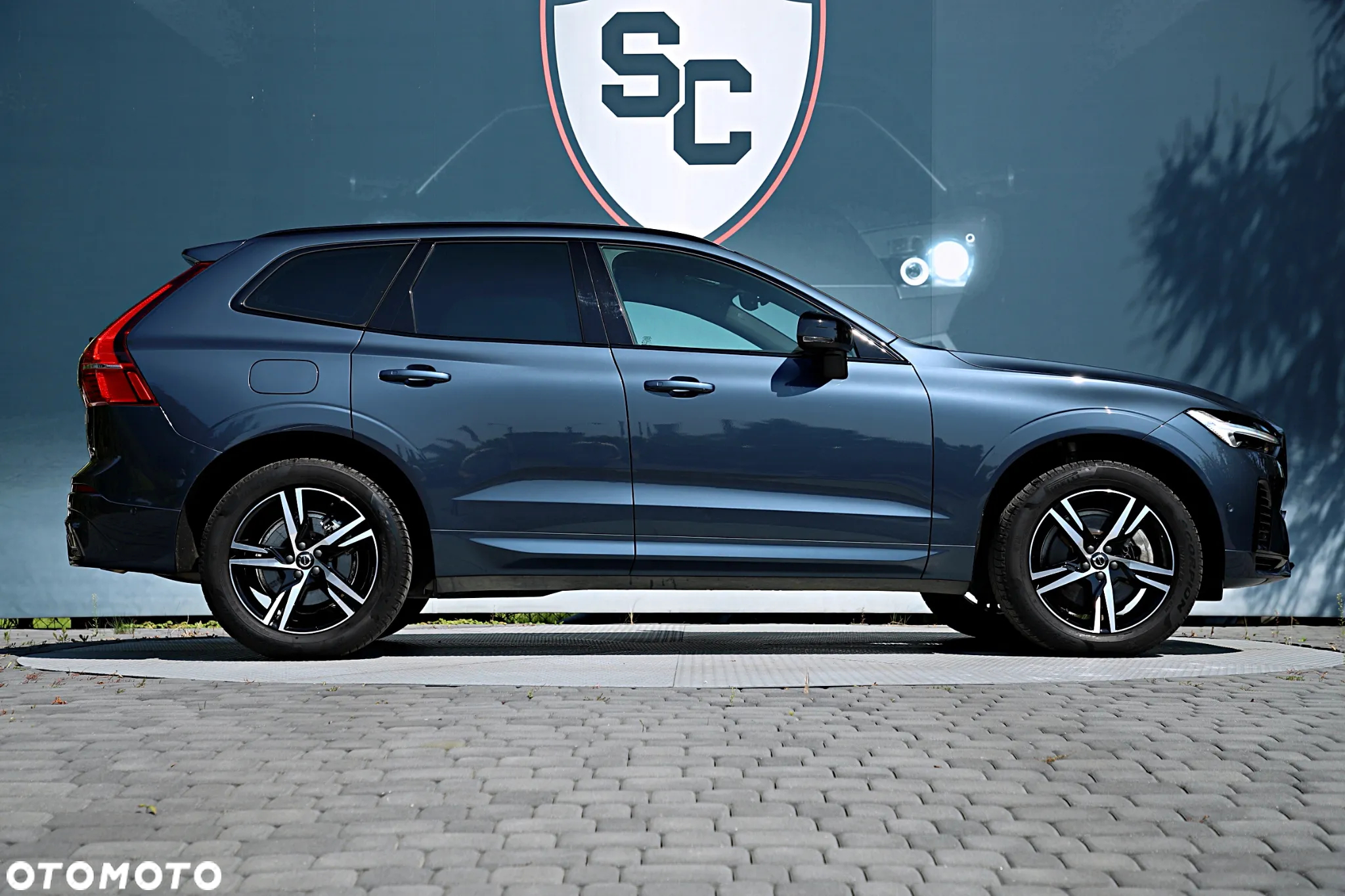 Volvo XC 60 T8 Plug-In Hybrid AWD R-Design - 12
