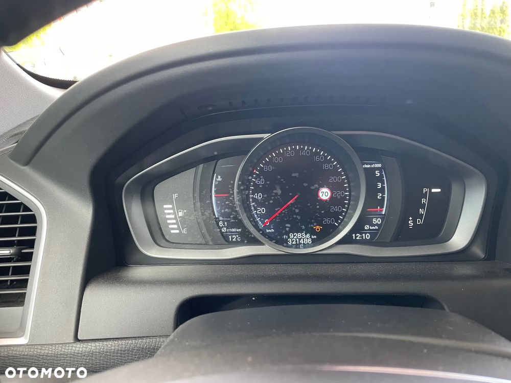 Volvo XC 60 D3 Drive-E Momentum - 5