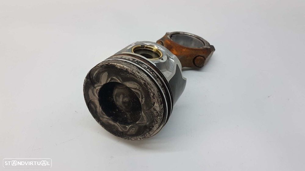 PISTÃO HYUNDAI TERRACAN (HP) 2.9 CRDI GL - 3