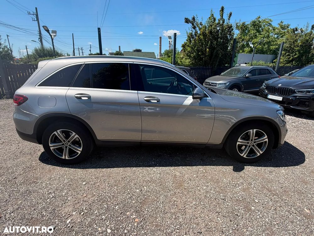 Mercedes-Benz GLC 220 d 4MATIC - 11