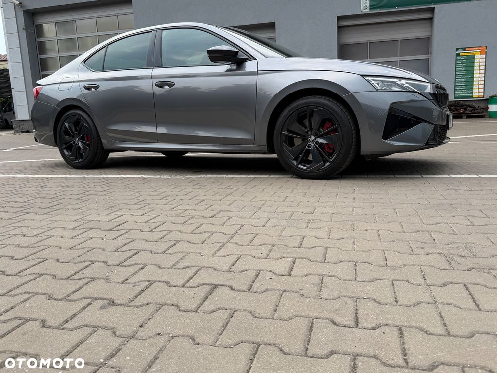 Skoda Octavia 2.0 TSI RS DSG - 4