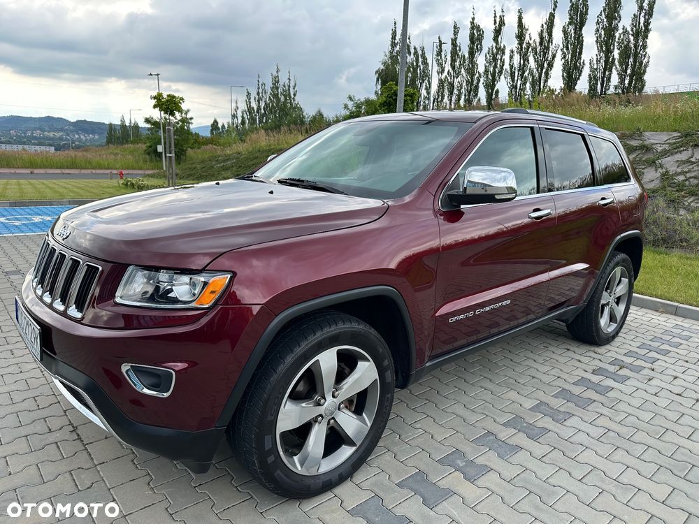 Jeep Grand Cherokee - 23