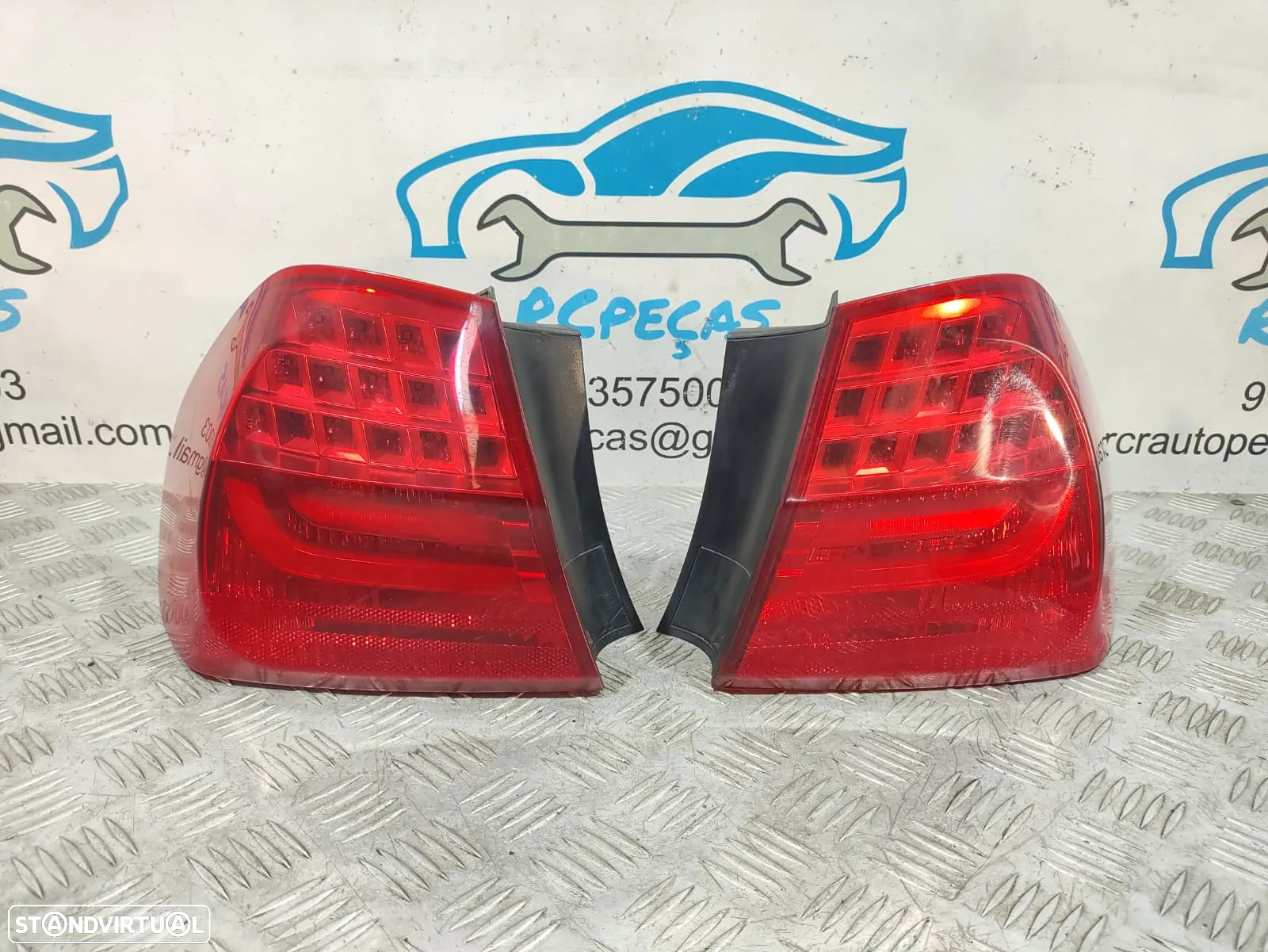 Conjunto Farolins Originais BMW Serie 3 E90 LCi Led 7289425 7289426 - 2