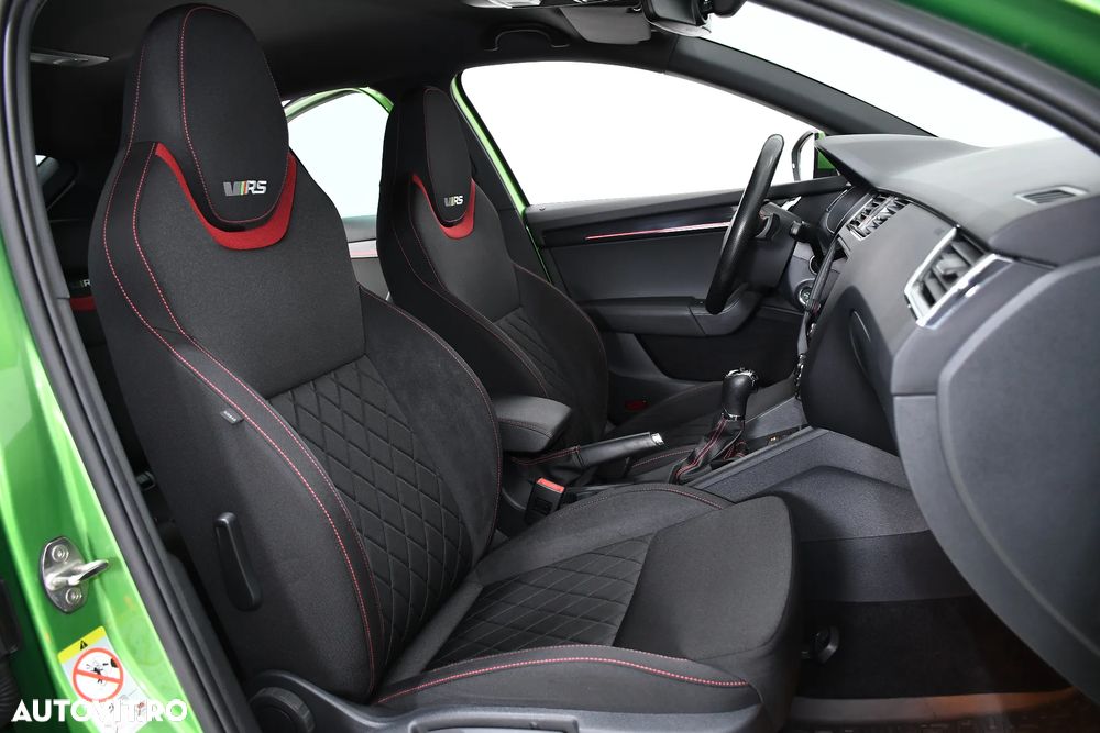 Skoda Octavia 2.0 TDI (Green tec) DSG RS - 6