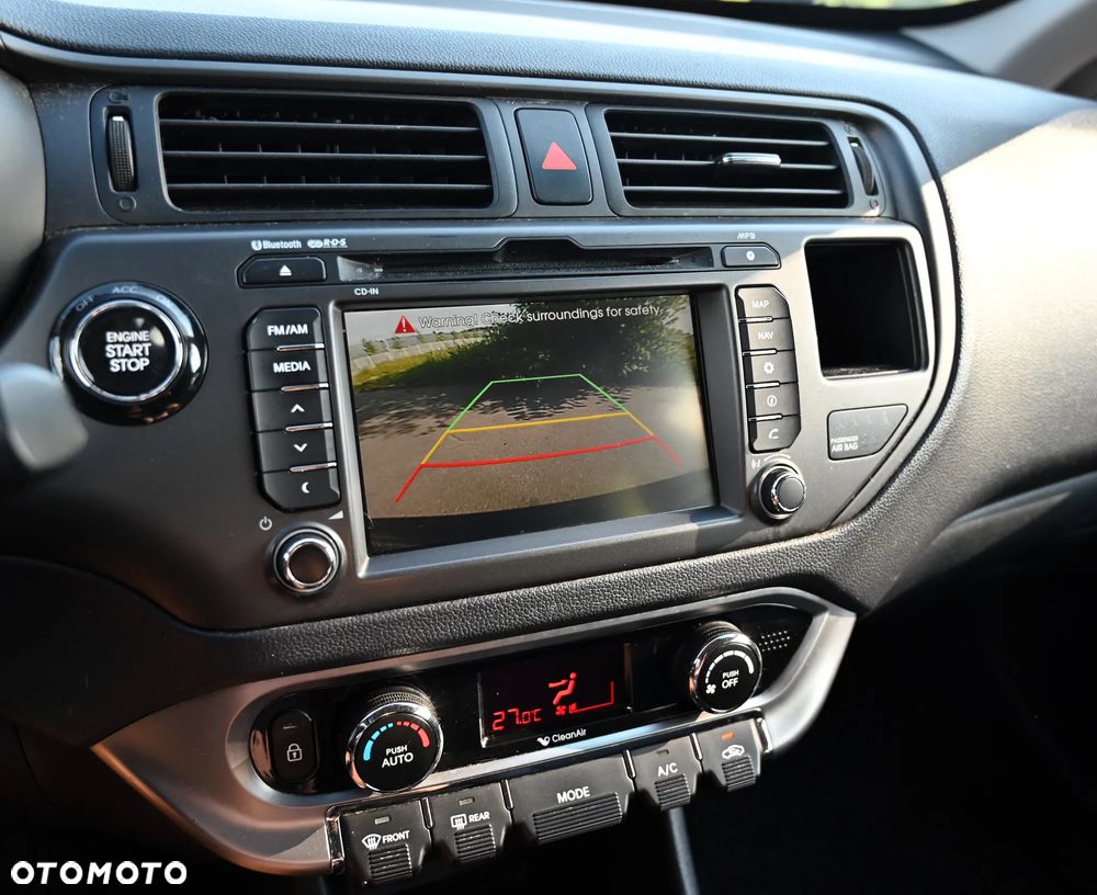 Kia Rio - 30