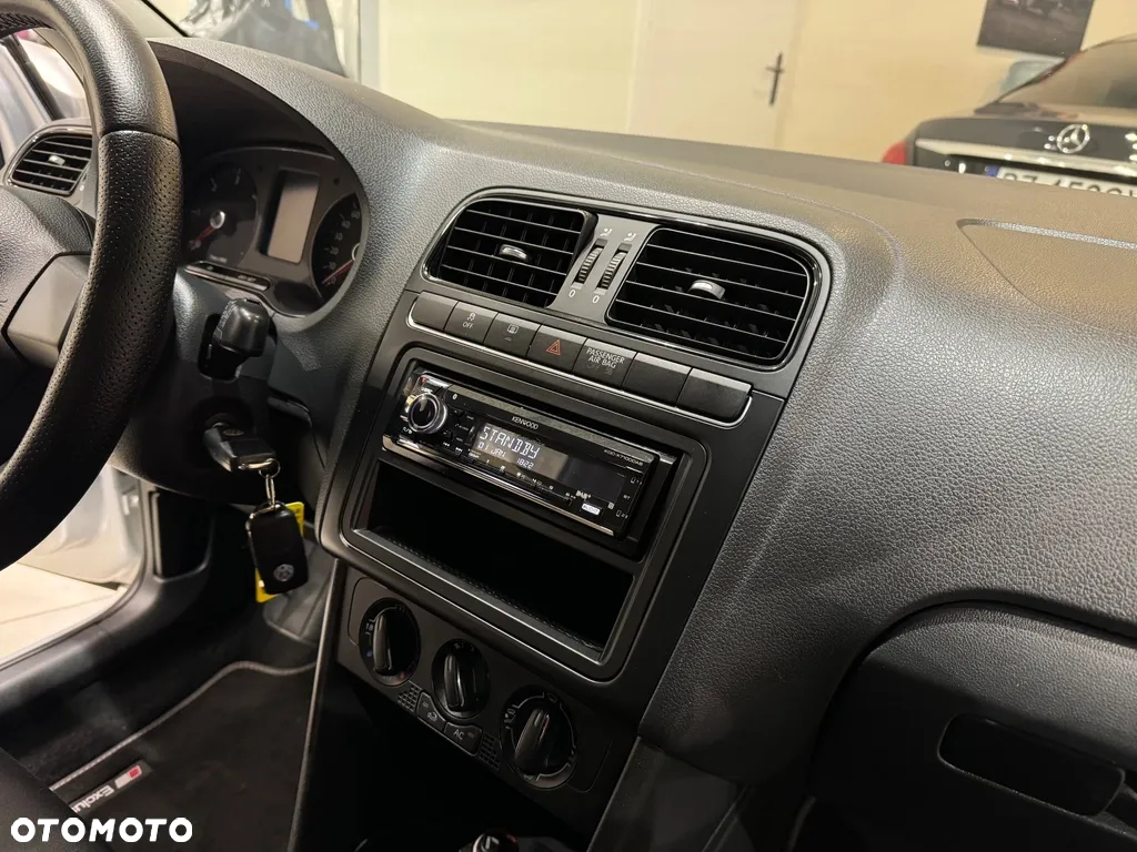 Volkswagen Polo 1.6 TDI DPF Trendline - 35