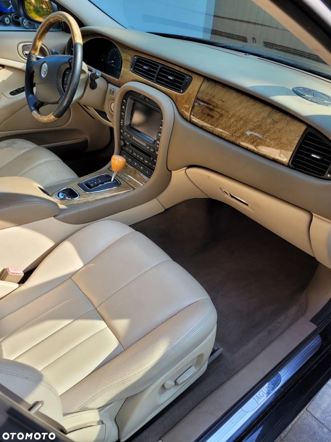 Jaguar S-Type - 8