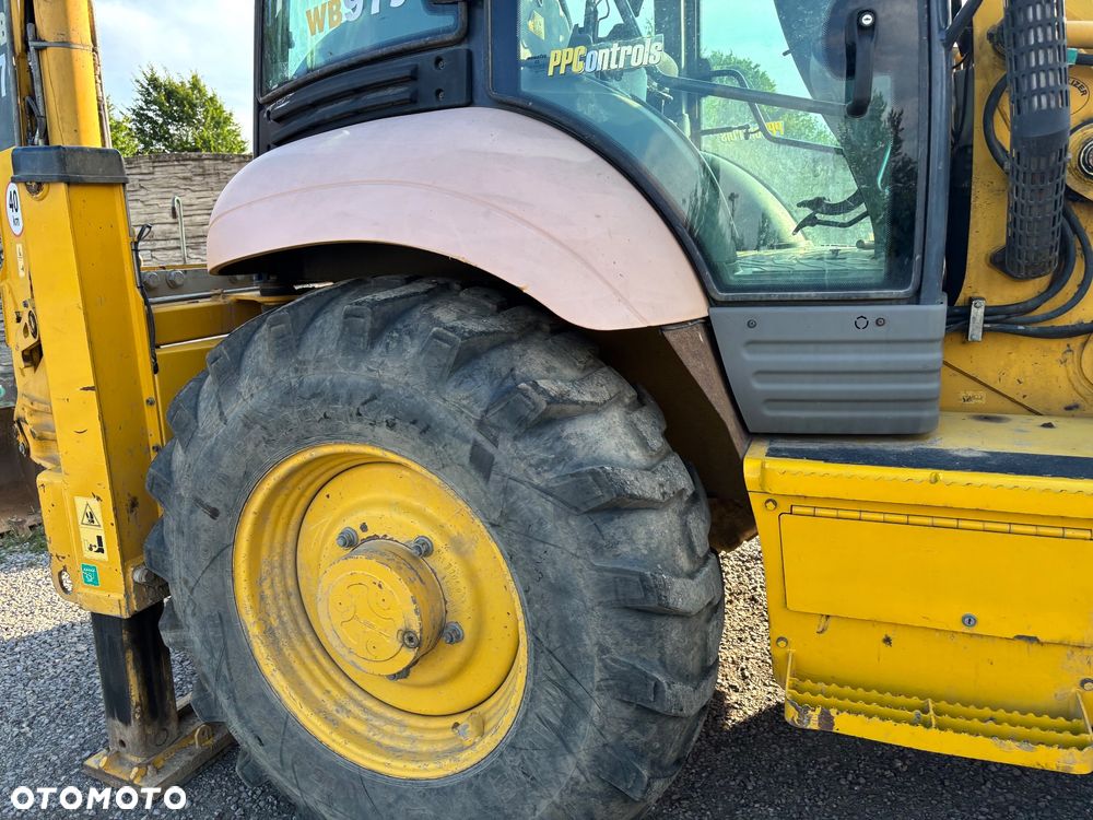 Komatsu WB97S-5EO 2015r 4x4x4 koparko ładowarka dżojstiki - 9