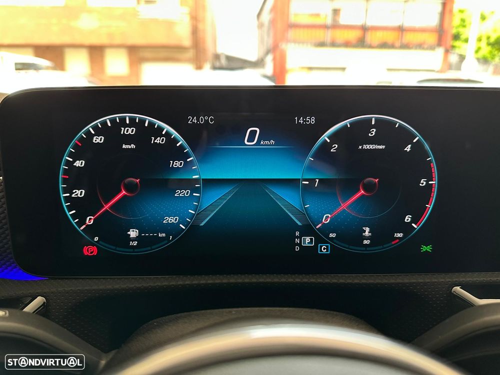 Mercedes-Benz A 180 d 8G-DCT Special Edition - 19