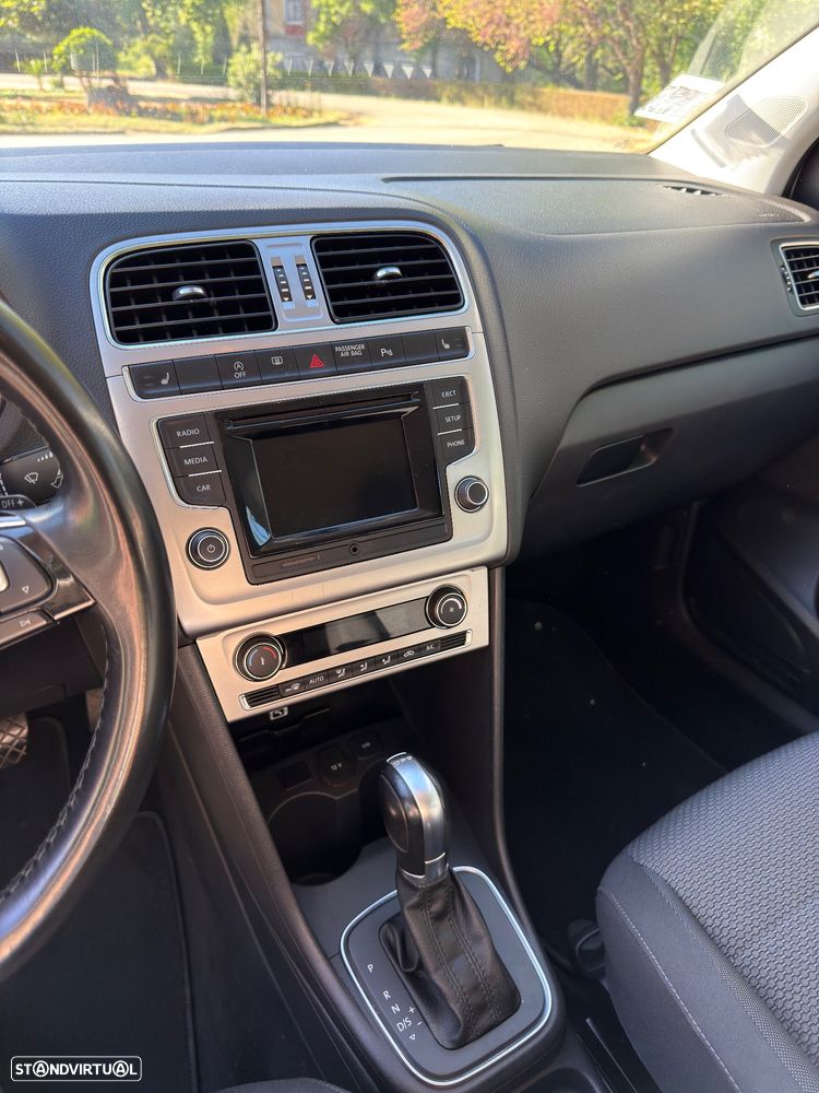 VW Polo 1.2 TSi (Blue Motion ) DSG Highline - 32