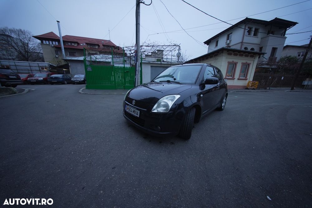 Suzuki Swift 1.5 GS - 1