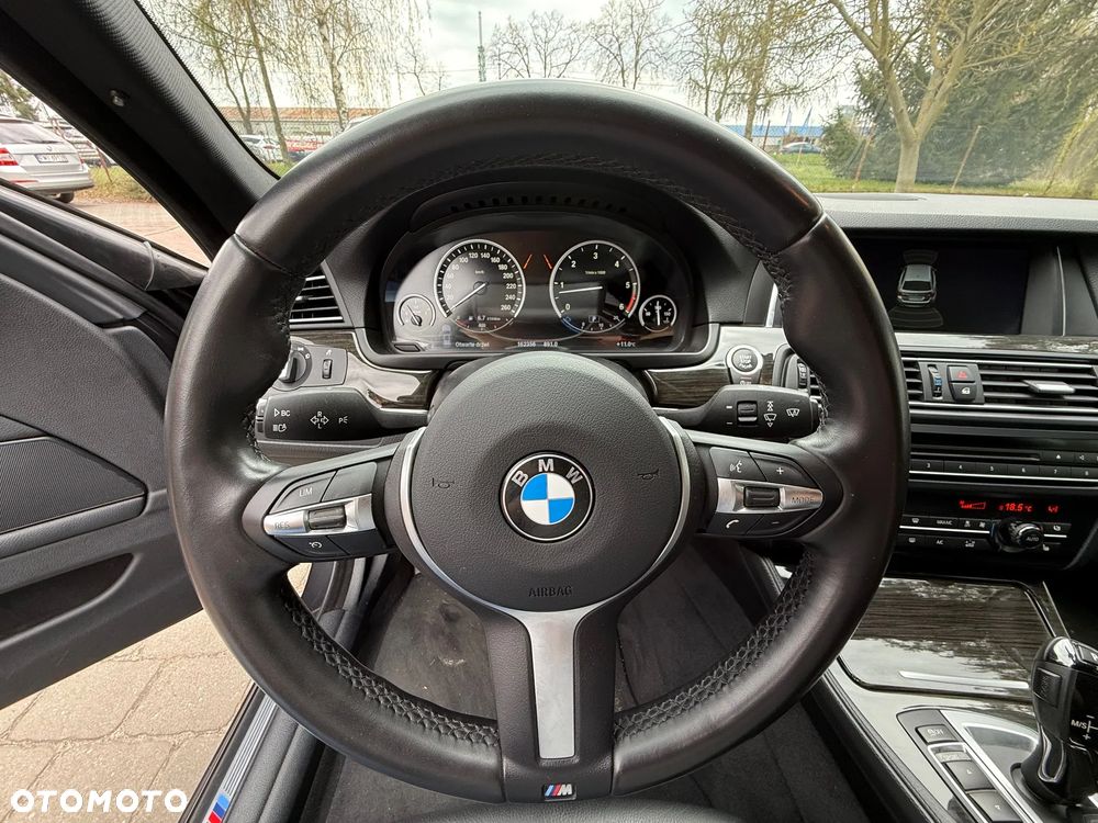BMW Seria 5 530d Blue Performance Sport-Aut - 28