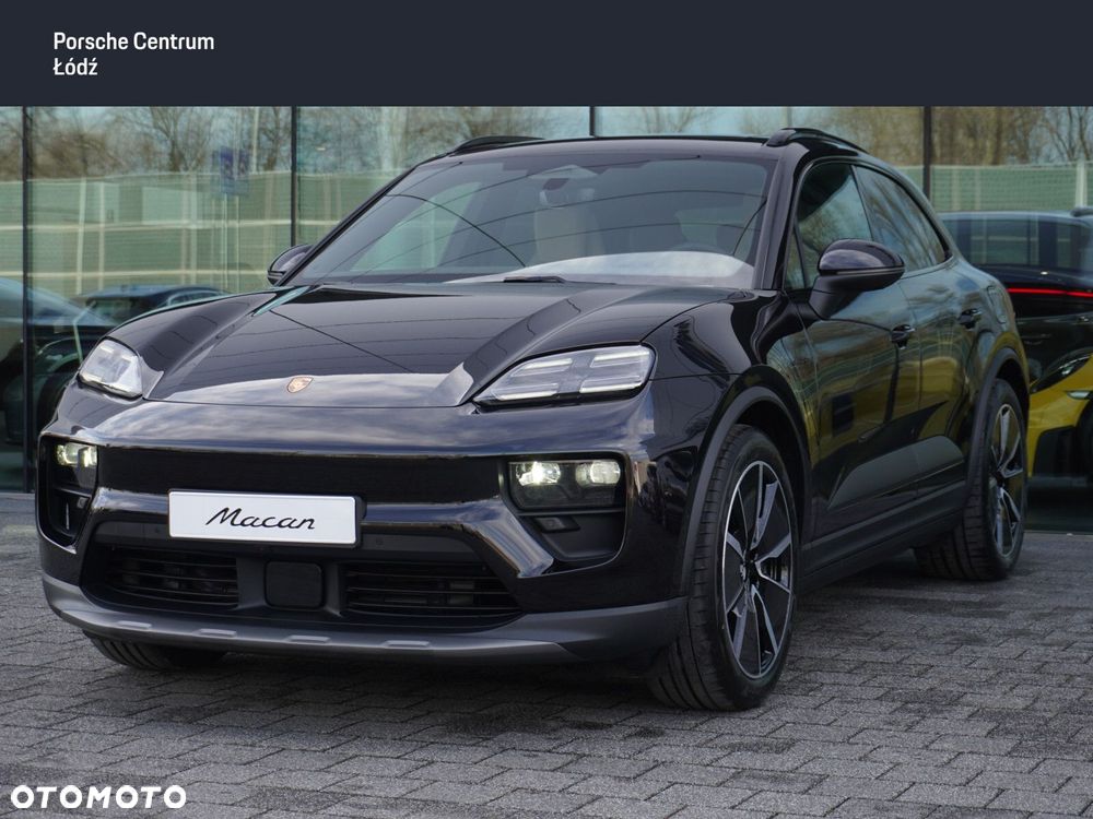 Porsche Macan - 1