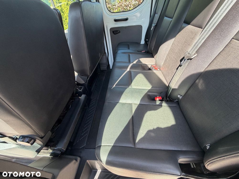 Ford Transit - 10