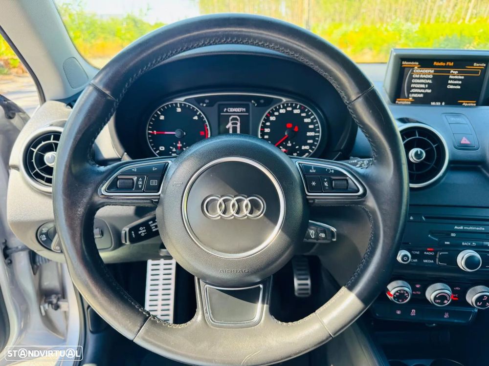 Audi A1 Sportback 1.6 TDI S line edition - 24