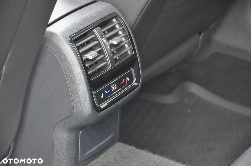 Volkswagen Arteon Shooting Brake 2.0 TDI SCR 4Motion DSG Elegance - 33