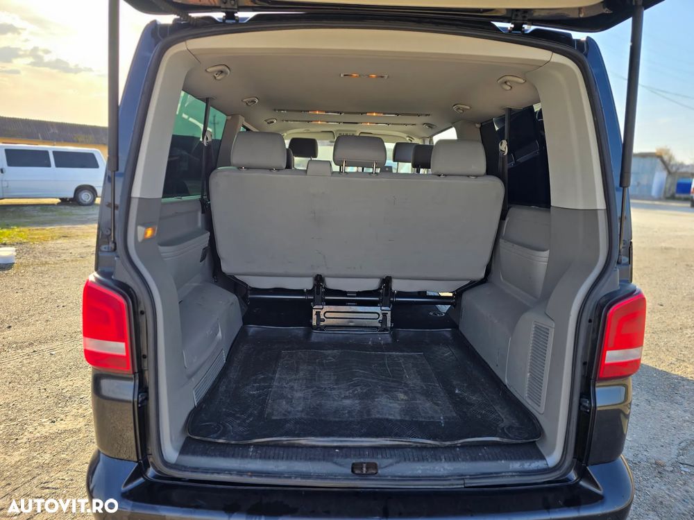 Volkswagen Caravelle - 19