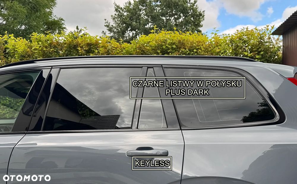 Volvo XC 90 B5 D AWD Plus Dark - 29