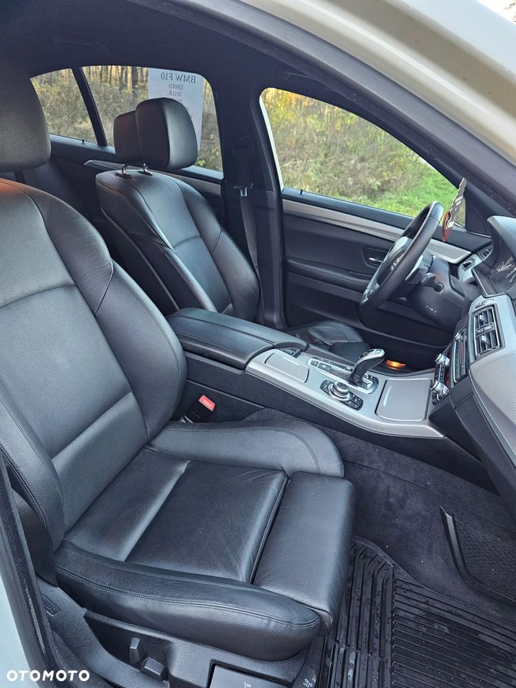 BMW Seria 5 530d xDrive - 36