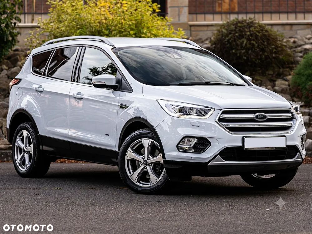Ford Kuga 1.5 EcoBoost 4x4 Titanium - 2